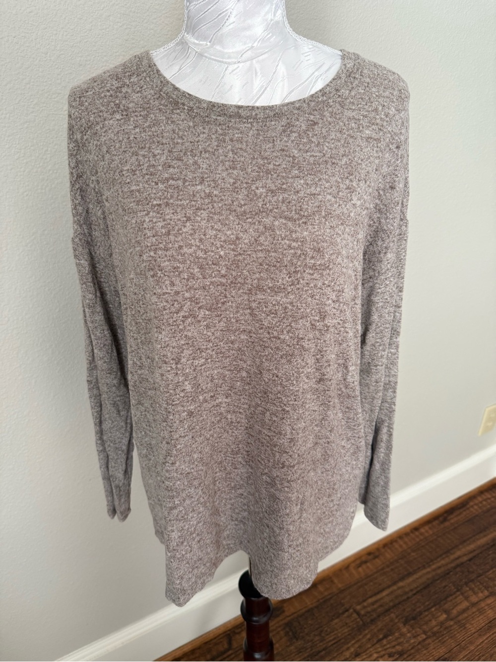 a new day Soft Crewneck Sweater in Heather Taupe